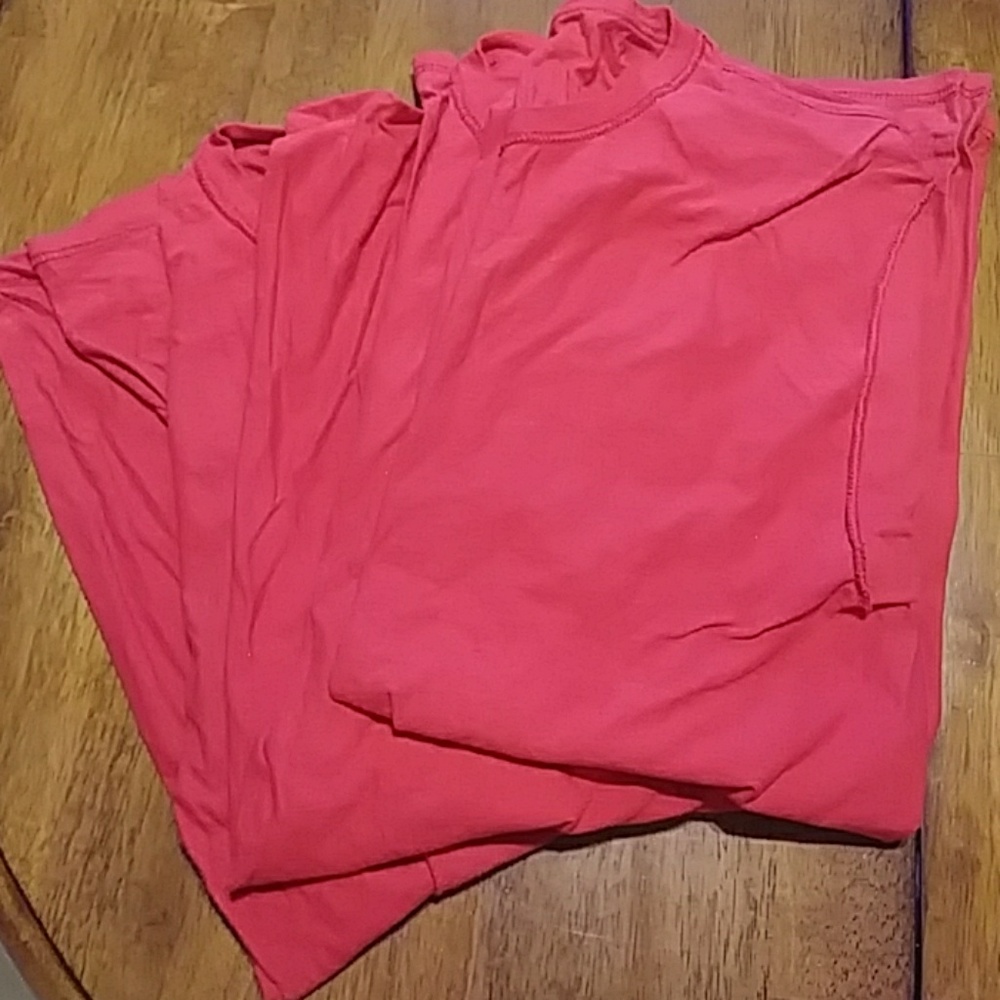 Red T-shirts bundle